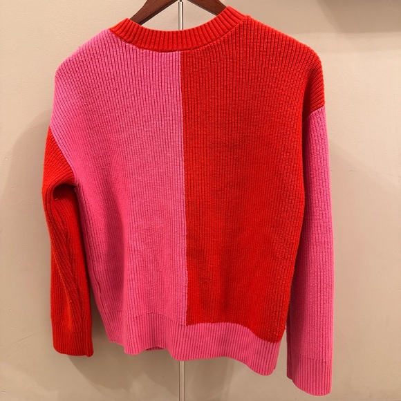 ON 34th Color Block Pink Red Sweater Valentines Cupid Parisian Love Gold Buttons - Picture 7 of 11